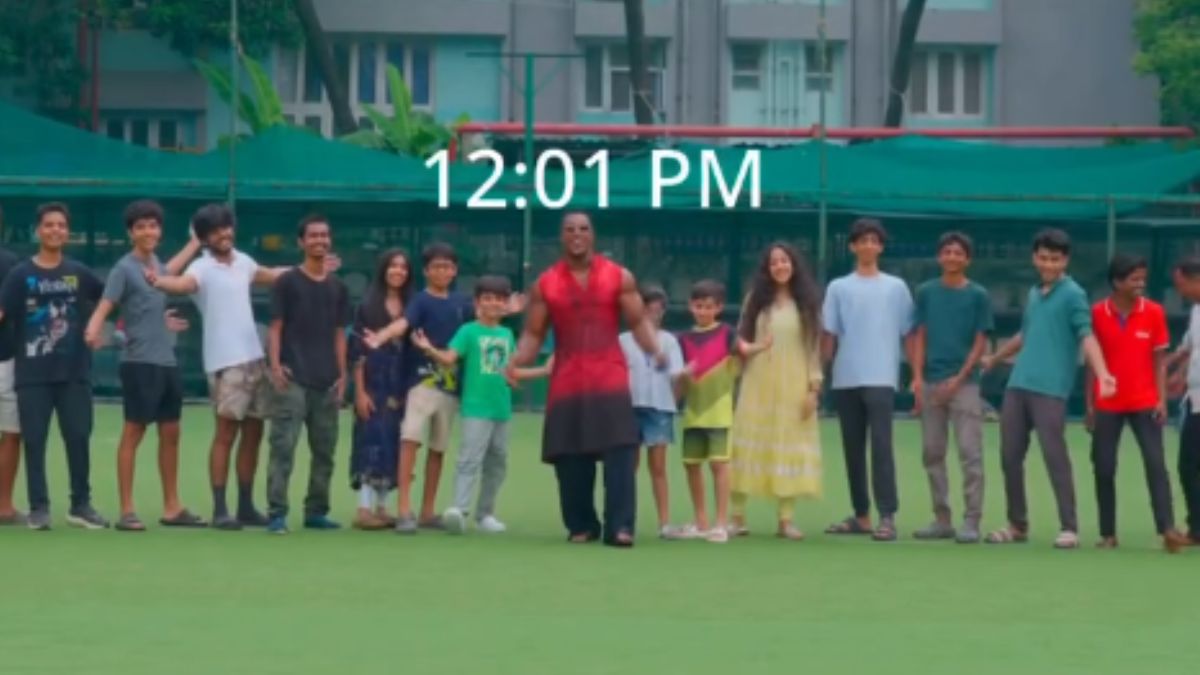 অ্যাস্টন হলের লাইফস্টাইল ভিডিও ভাইরাল